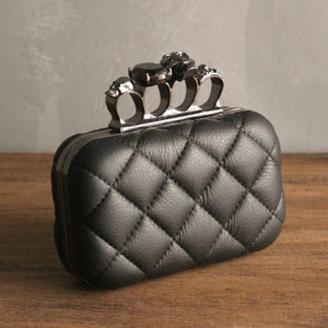Skull ring purse