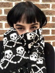 skull's  scarfs